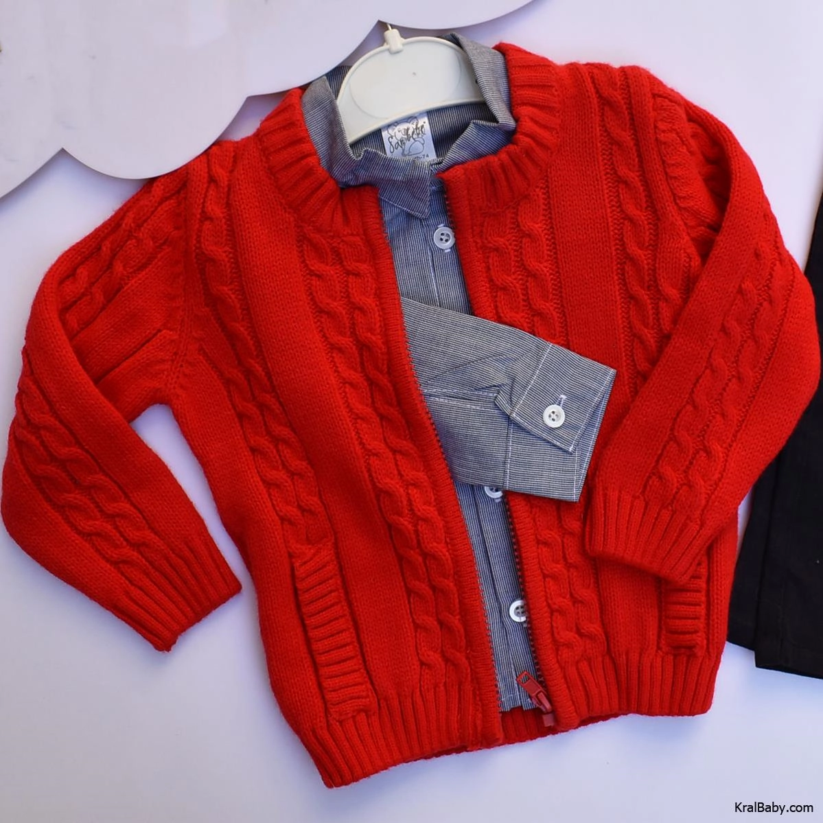 b878ce18-c6a8-4fcb-820f-58c52632db06.jpg
