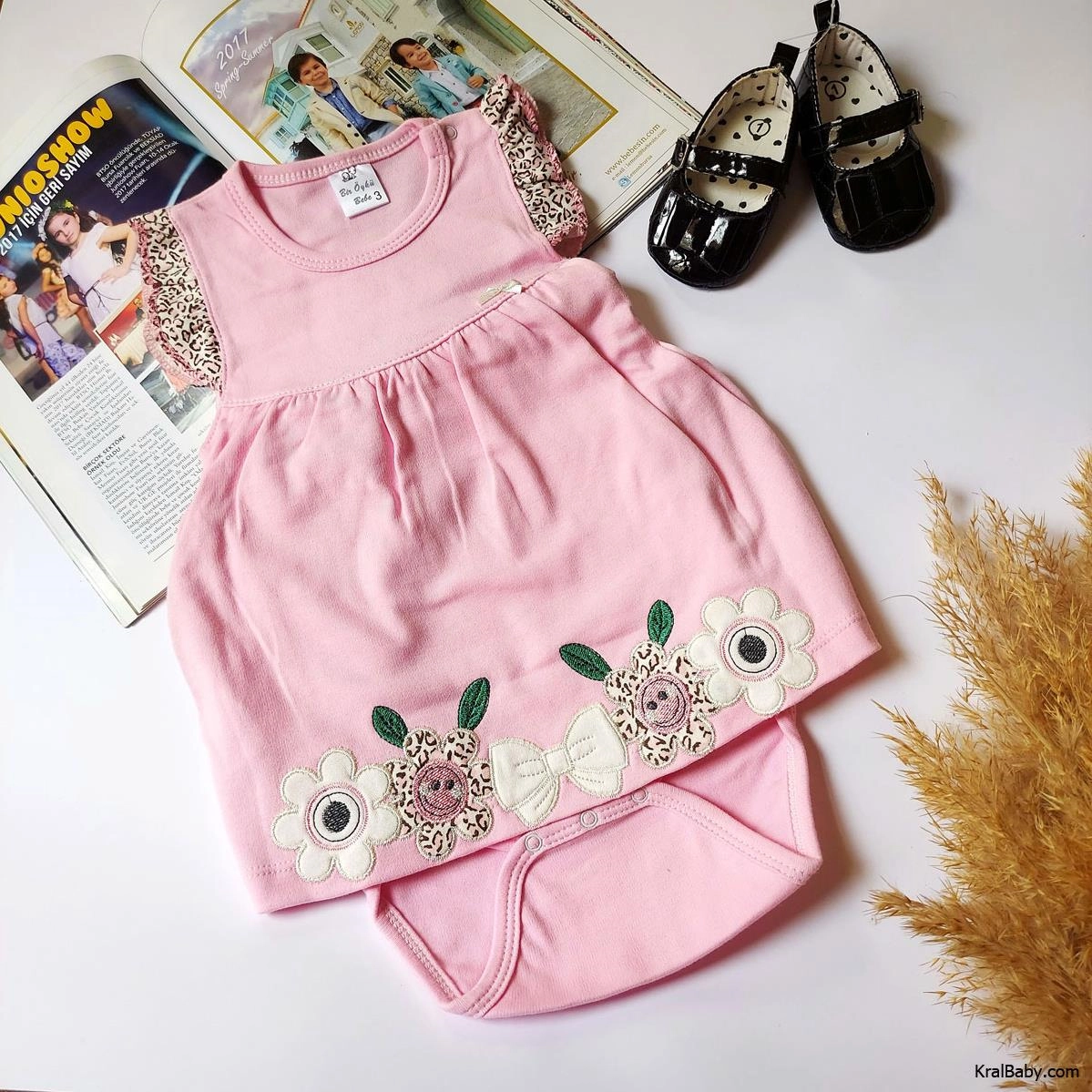 f652b821-0513-423f-b7ce-32cbf7c2bbb7.jpg